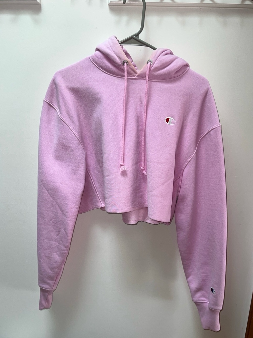 Champion Reverse Weave Pink Cropped Hoodie Women’s Medium
